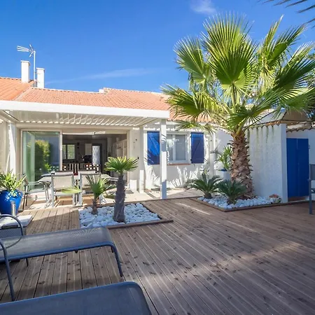 Holiday home Les Palmiers *